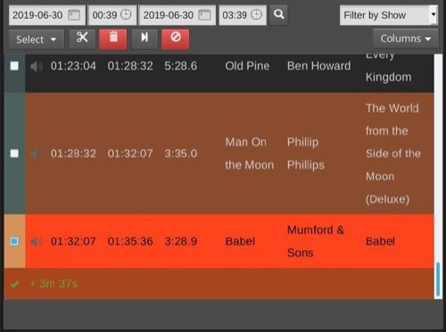 LibreTime studio interface showing playlist queue with scheduled tracks, start/end times, durations, and color-coded status for Ben Howard, Phillip Phillips, and Mumford & Sons